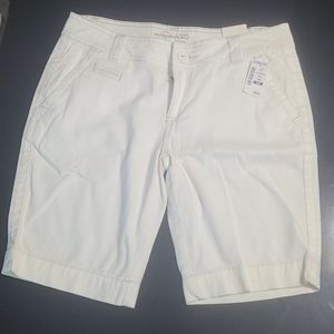 AEROPOSTALE OFF WHITE SHORTS 9/10